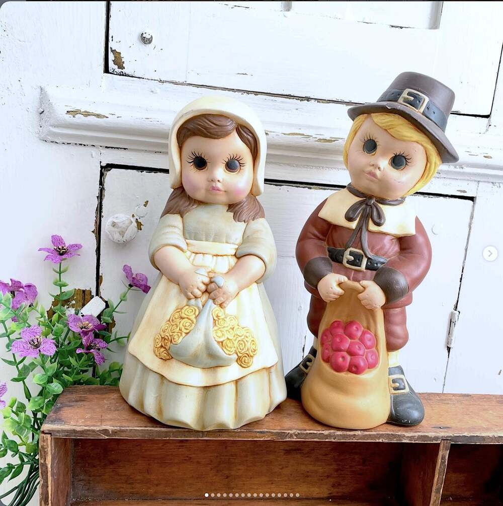 REPAIRED Vintage Hobbyist Bisque Ceramic Pilgrim Thanksgiving Statues PAIR